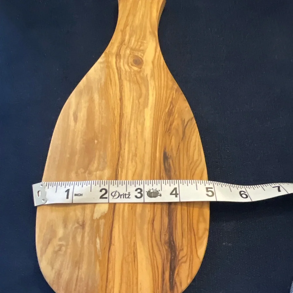 Crate & Barrel NWT set of cheese knives and small cheeseboard